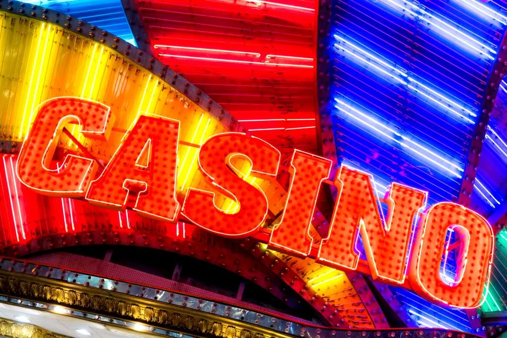 When it comes to casinos, popularity is often measured by the volume of visitors it attracts. Factors such as location, size, amenities, and reputation all play a crucial role in determining which casinos become the go-to destinations for tourists seeking excitement and entertainment. What Makes a Casino Popular?